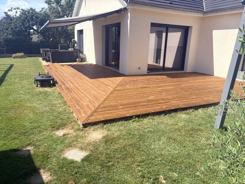 Terrasse bois sur Dalle béton existante